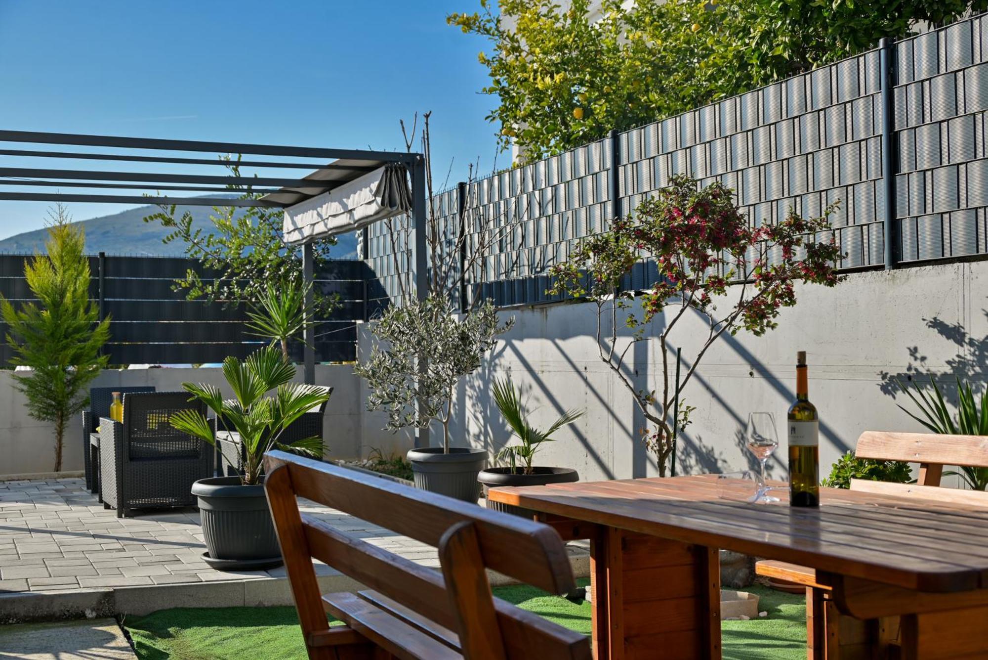 Luxury Apartment With Garden Jacuzzi And Wellness Trogir Extérieur photo